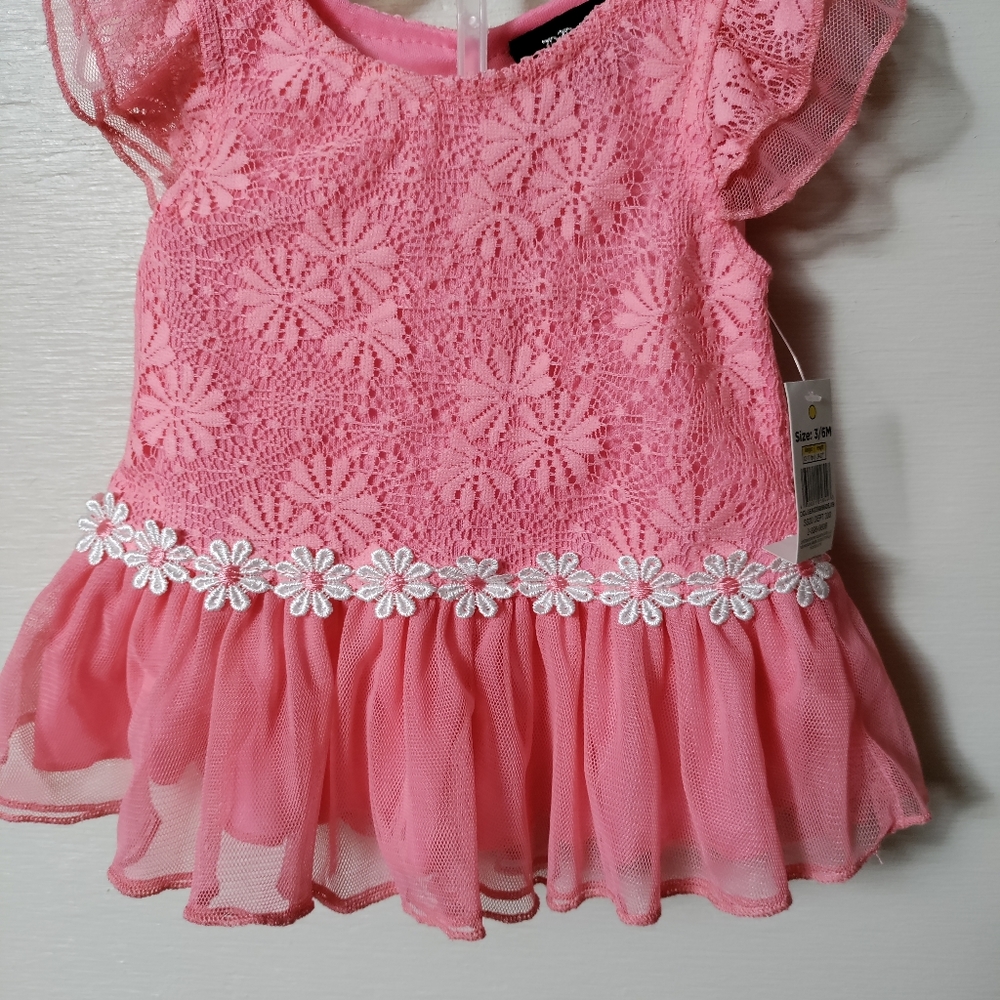 Baby clothing size 3/6M